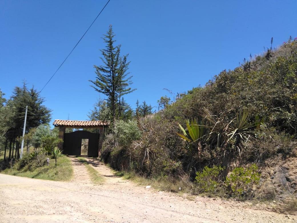 Hotel Campestre Los Duraznos Cucunuba Exterior photo